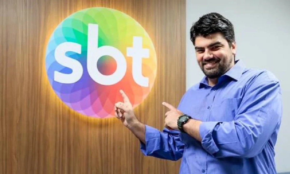 André Azeredo assina com o SBT