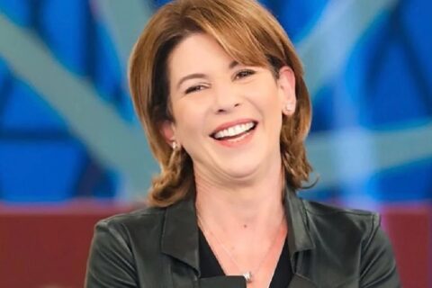 Daniela Beyruti demite funcionários do SBT