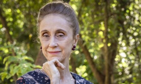 O que vai acontecer hoje em Êta Mundo Melhor!: Medéia chega à casa de Quinzinho e Cunegundes