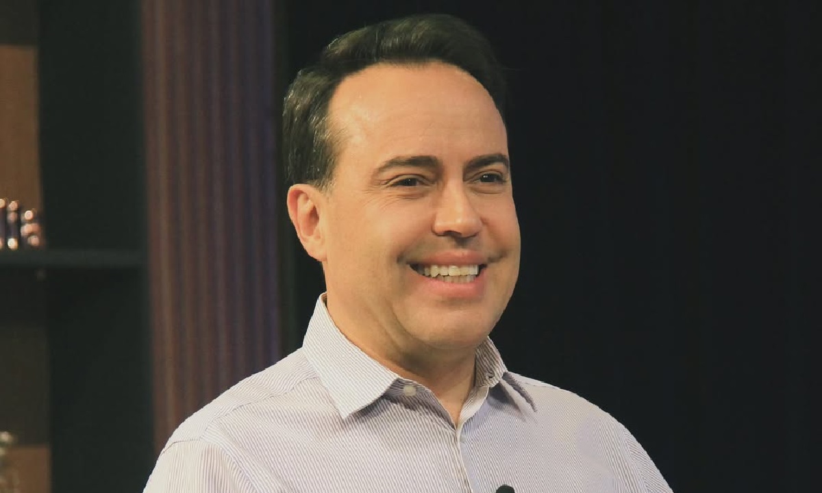Rinaldi Faria no SBT