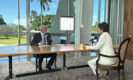 AGORA: Record consegue 1ª entrevista com Lula após tarifaço de Trump