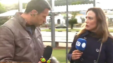 Agressão: Repórter da Band vai para cima de colega da Record e barraco é transmitido