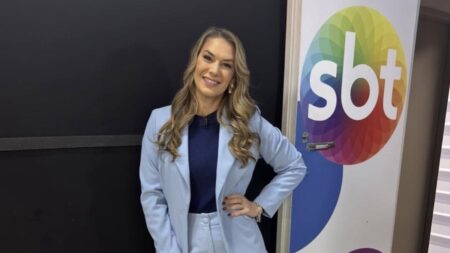 Apresentadora toma coragem e pede demissão do SBT após 5 anos