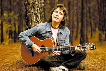 Morre Lô Borges, um dos fundadores do Clube da Esquina, aos 73 anos