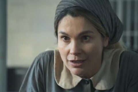 Êta Mundo Melhor!: Sandra tentar matar rival, mas Ernesto entra na frente