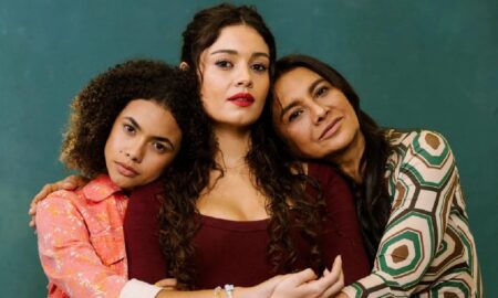 Casal gay enfrenta o perigo em Três Graças: “Vão pro inferno”