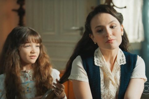 Êta Mundo Melhor!: Estela revela quem é a verdadeira mãe de Anabela