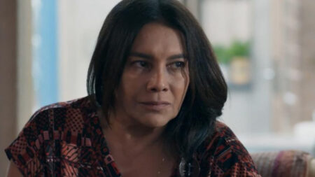 Três Graças: Lígia se enfurece e coloca liberdade de Joaquim em risco
