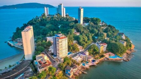 Apresentador fenômeno da Globo é tataraneto de dono de ilha que leva seu nome