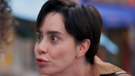 Três Graças: Samira é desmascarada e vira alvo de caçada policial