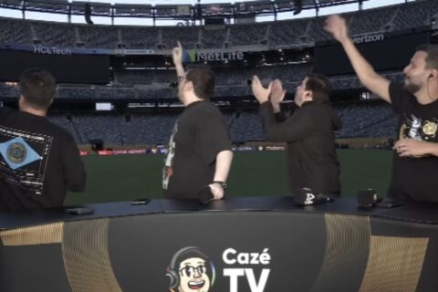 Detalhe em transmissão da CazéTV gera crítica de jornalista e muitos brasileiros concordam: “não somos parte do espetáculo”