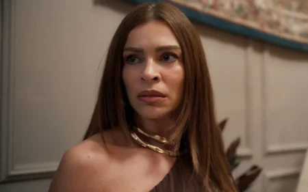 Três Graças: Arminda fará público ter piedade dela de tanto sofrimento