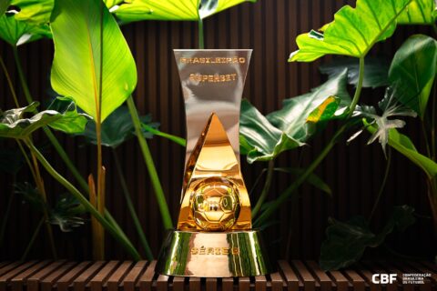 Série B: Rival da Globo entra no meio de briga com Redetv! e garante transmissão