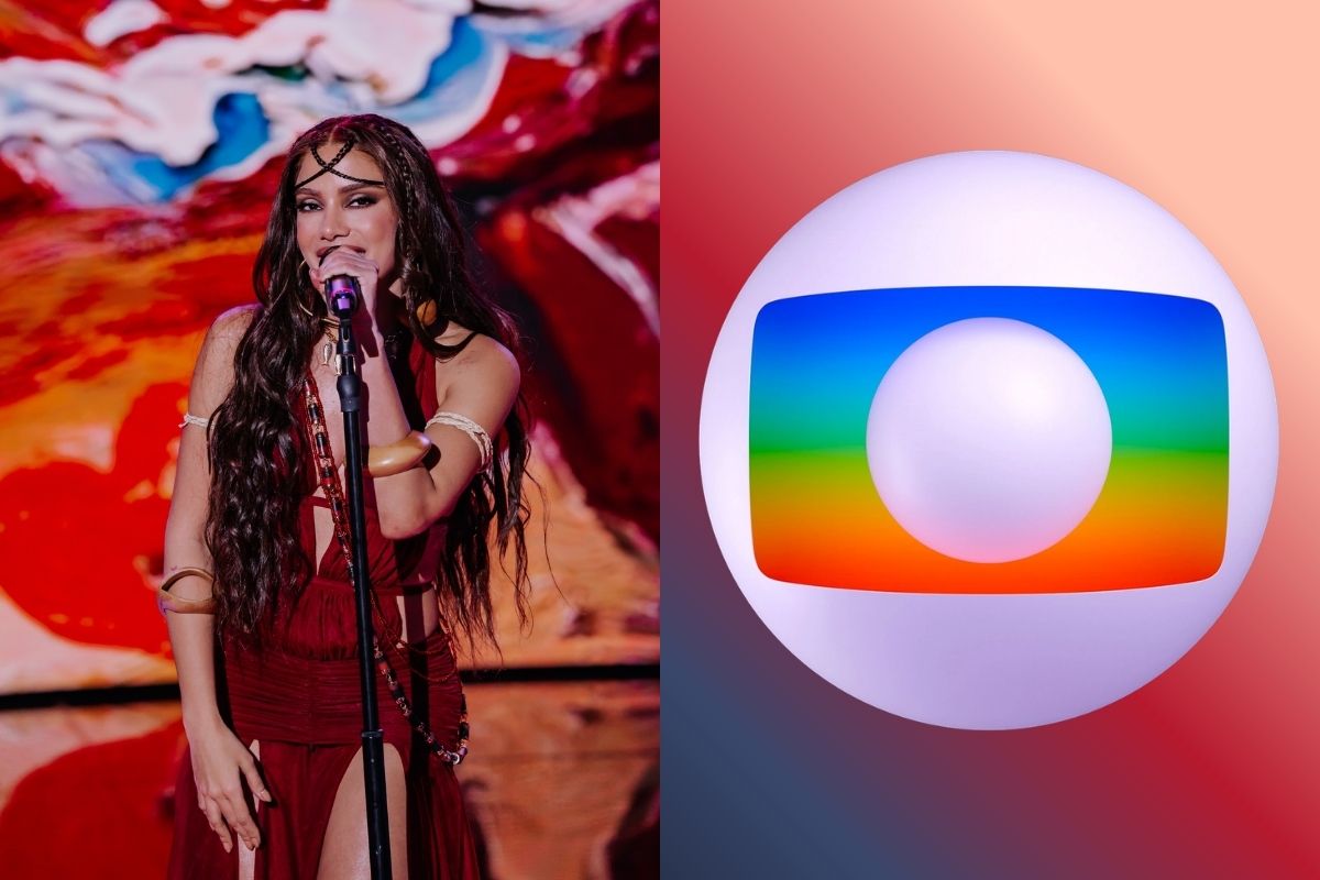Anitta ao lado do logo da Globo