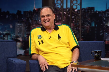 SBT presta homenagem a Oscar Schmidt com edição especial do The Noite