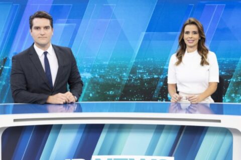 Record News ganha força e tira RedeTV! do 5º lugar com transmissão ao vivo