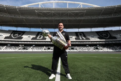 Com Galvão Bueno, SBT leva fora de ex-Globo para a Copa do Mundo