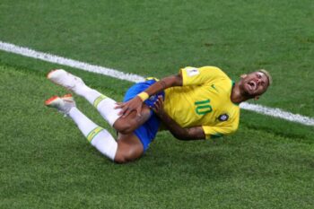 Lula caça briga e alfineta Neymar por ausência em jogos do Brasil na Copa: “Convocado home office”
