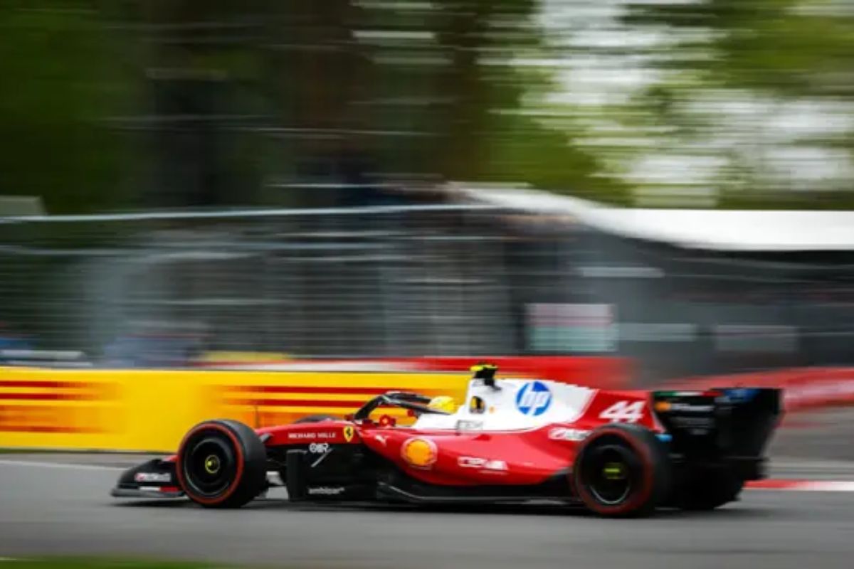 Carro de Lewis Hamilton pela Ferrari