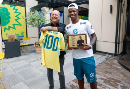 Antes de Brasil x Japão, Galvão Bueno e Vini Jr. trocam homenagens após gol histórico