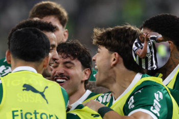 Palmeiras rasga dinheiro e aumenta valor por craque do Brasileirão