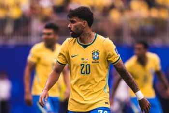 Paquetá está fora da Copa? Jogador lesionado em Brasil x Japão tem estado de saúde revelado