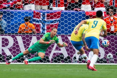 Após briga na Copa, goleiro da Noruega abre o jogo sobre Neymar Jr.