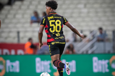 Flamengo mira jovem do Sport cobiçado por brasileiros e europeus; saiba quanto o rubro-negro quer pagar por ele