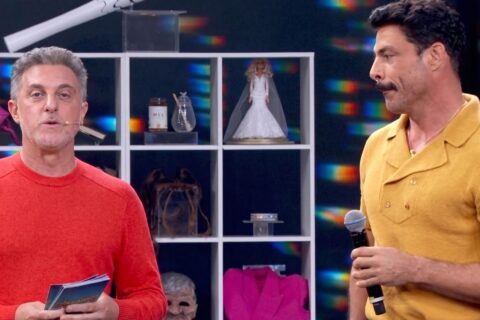 Ao vivo na Globo, Luciano Huck reencontra Cauã Reymond e surpreende após gafe com bet
