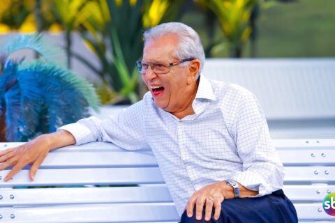 2 dias antes de abrir mês de aniversário, SBT atinge quase 2 vezes a audiência da Record