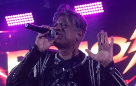 Ex-vocalista da Calcinha Preta, Rogério Valença morreu aos 55 anos sem conseguir o transplante que esperava havia meses