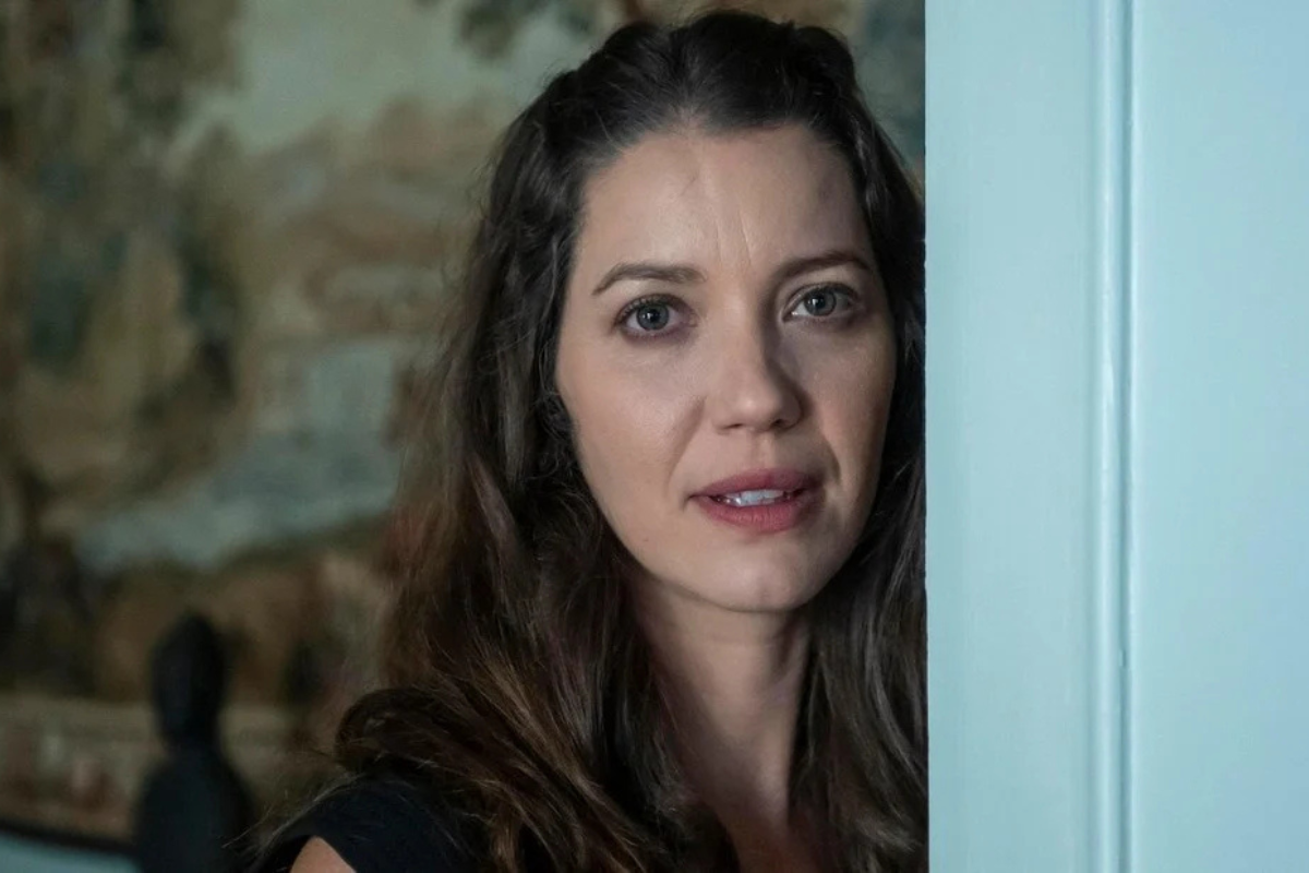 Nathalia Dill atuando em Quem Ama Cuida