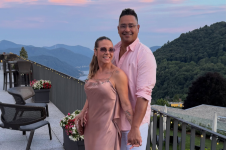 Casados há 25 anos, ex-apresentadora do SBT e cantor adorado por Gugu vivem em refúgio de luxo nos EUA