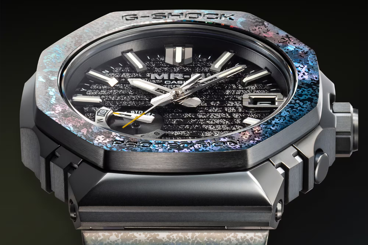 Casio com pedras de safira