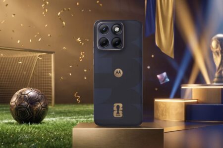 Motorola Edge 70 Fusion FIFA de 256 GB cai na Black Friday para R$ 2.159 no Mercado Livre
