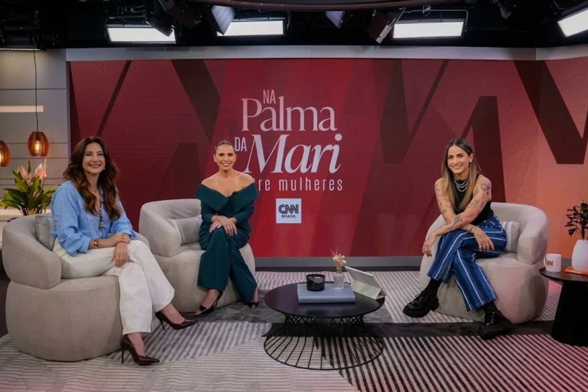 Mari Palma ao lado de convidadas